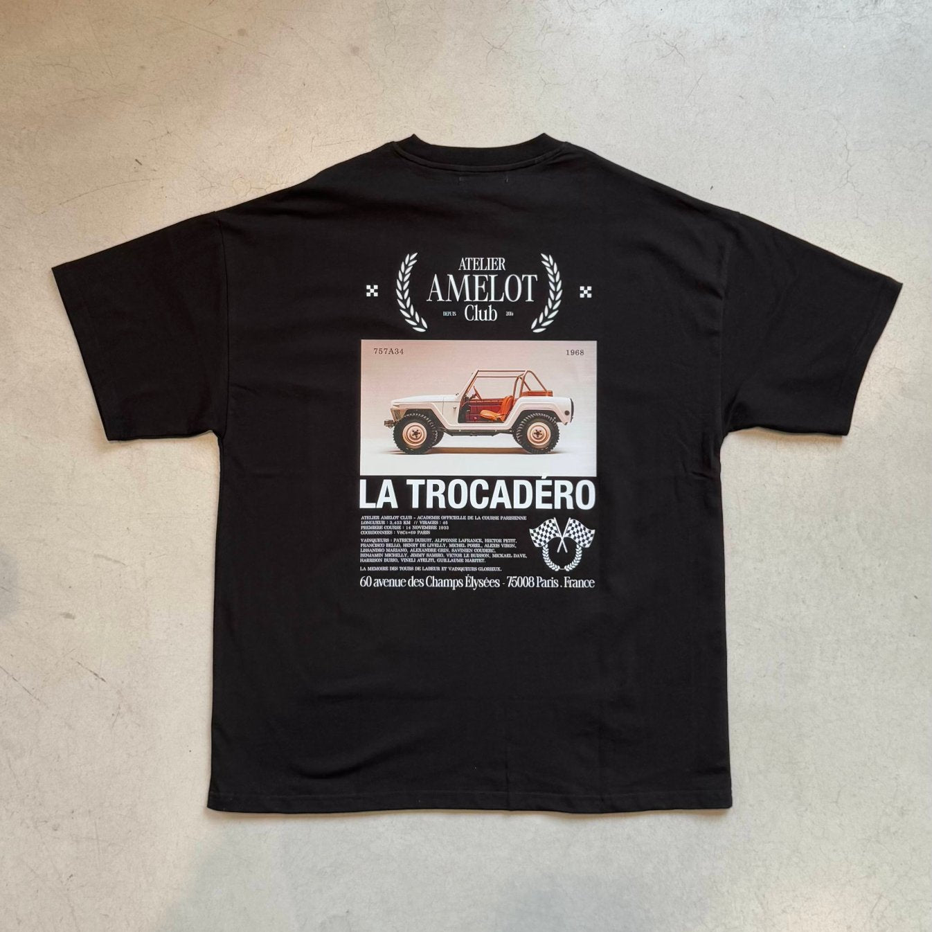 Staff Member Champs-Elysées - Luxury short-sleeved t-shirt