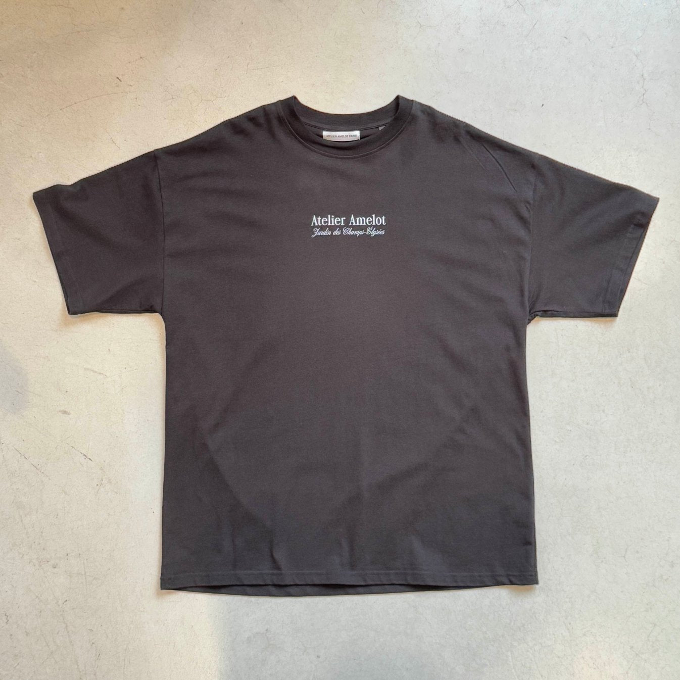 Staff Member Champs-Elysées - Luxury short-sleeved t-shirt